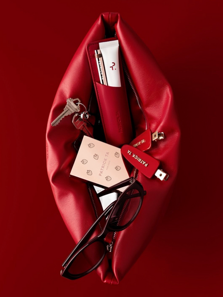 Косметичка Patrick Ta Strawberry Puffer Clutch  000249 фото