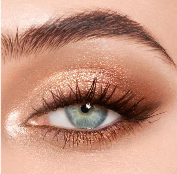 Палетка теней Charlotte Tilbury Luxury Palette, оттенок The Queen of Luck 000071 фото